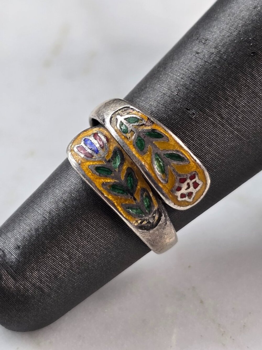 Womens Vintage Estate Sterling Silver Floral Enamel Siam Ring 2.3g E4143